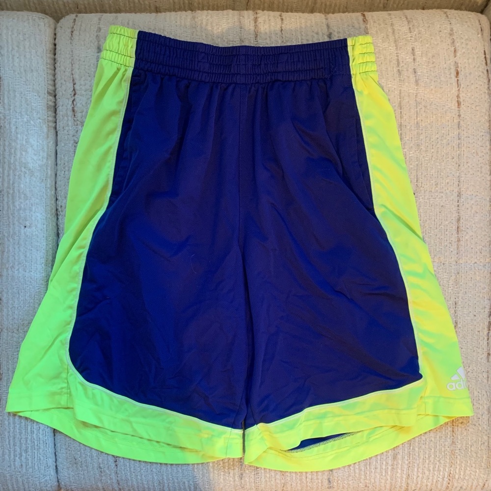 Adidas Shorts Size L